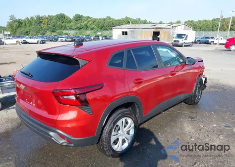 2024 Chevrolet Trax Fwd Sp z USA, uszkodzony, nr VIN KL77LFE28RC198208